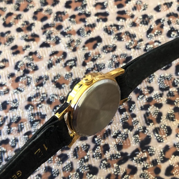 Jewish letter ladies quartz watch - Picture 8 of 8